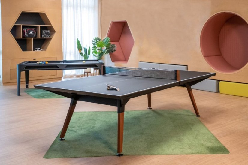 CORNILLEAU: Lifestyle Outdoor, černý rám / černý povrch hladký