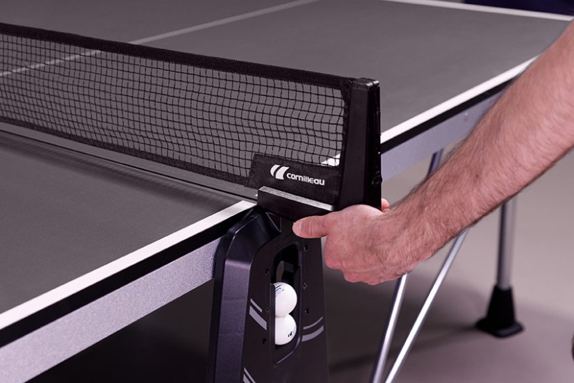 CORNILLEAU: 300 Indoor, šedý