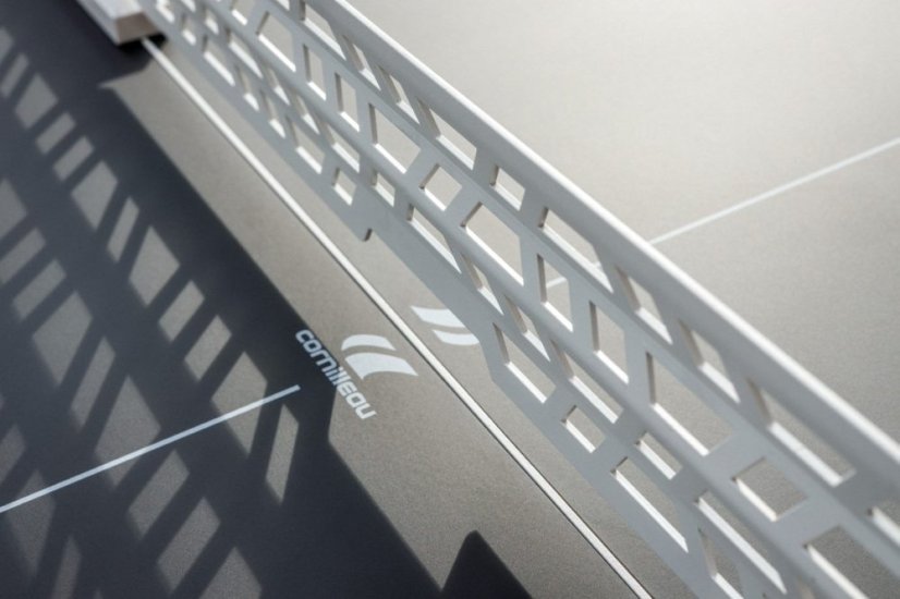 CORNILLEAU: Lifestyle Outdoor, bílý rám / černý povrch hladký