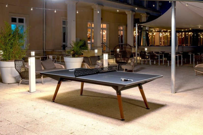 CORNILLEAU: Lifestyle Outdoor, černý rám / černý povrch hladký