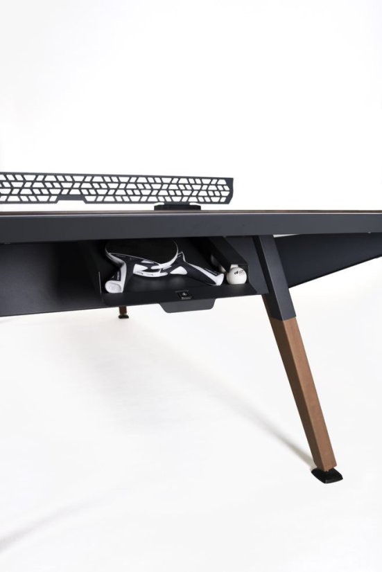 CORNILLEAU: Lifestyle Outdoor, černý rám / černý povrch hladký