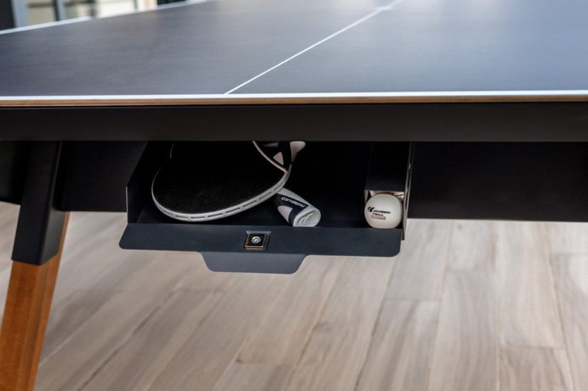 CORNILLEAU: Lifestyle Outdoor, černý rám / černý povrch hladký