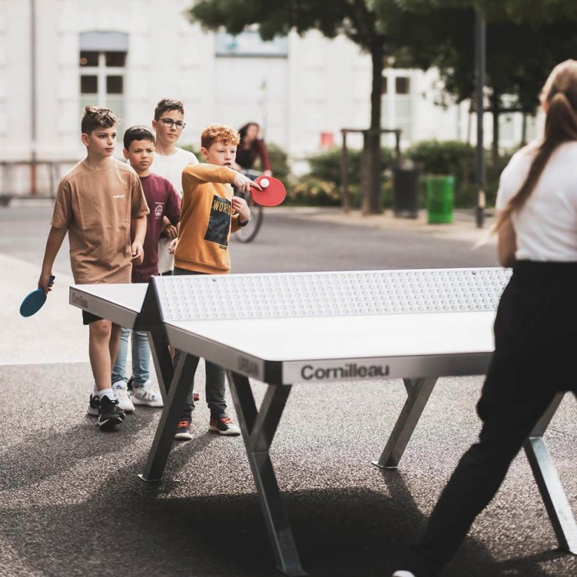 Stůl na stolní tenis CORNILLEAU URBAN Outdoor, šedý