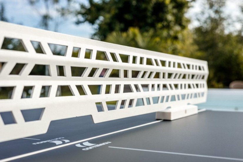 CORNILLEAU: Lifestyle Outdoor, bílý rám / černý povrch hladký