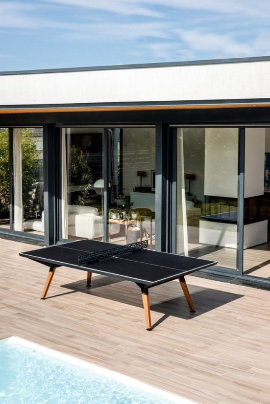 CORNILLEAU: Lifestyle Outdoor, černý rám / černý povrch hladký