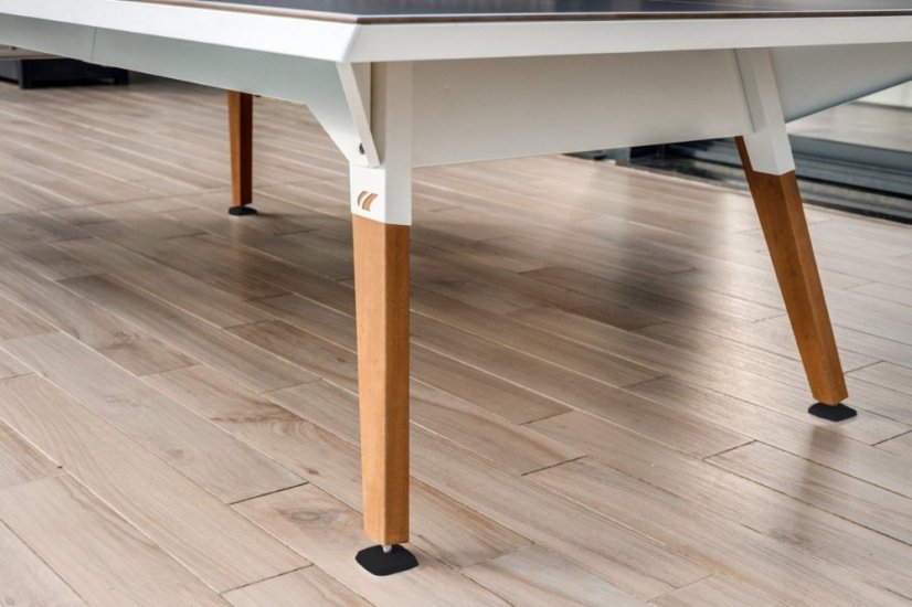 CORNILLEAU: Lifestyle Outdoor, bílý rám / černý povrch hladký