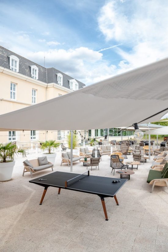 CORNILLEAU: Lifestyle Outdoor, černý rám / černý povrch hladký