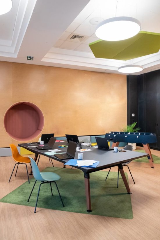 CORNILLEAU: Lifestyle Outdoor, černý rám / černý kámen