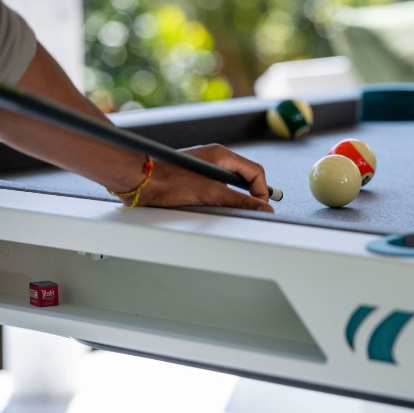 CORNILLEAU; Kulečníková křída na tágo HYPHEN