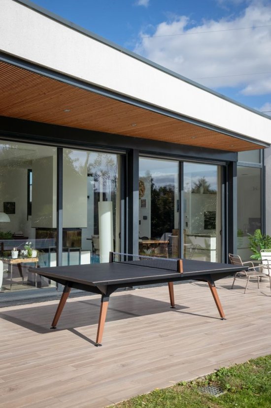 CORNILLEAU: Lifestyle Outdoor, černý rám / černý kámen