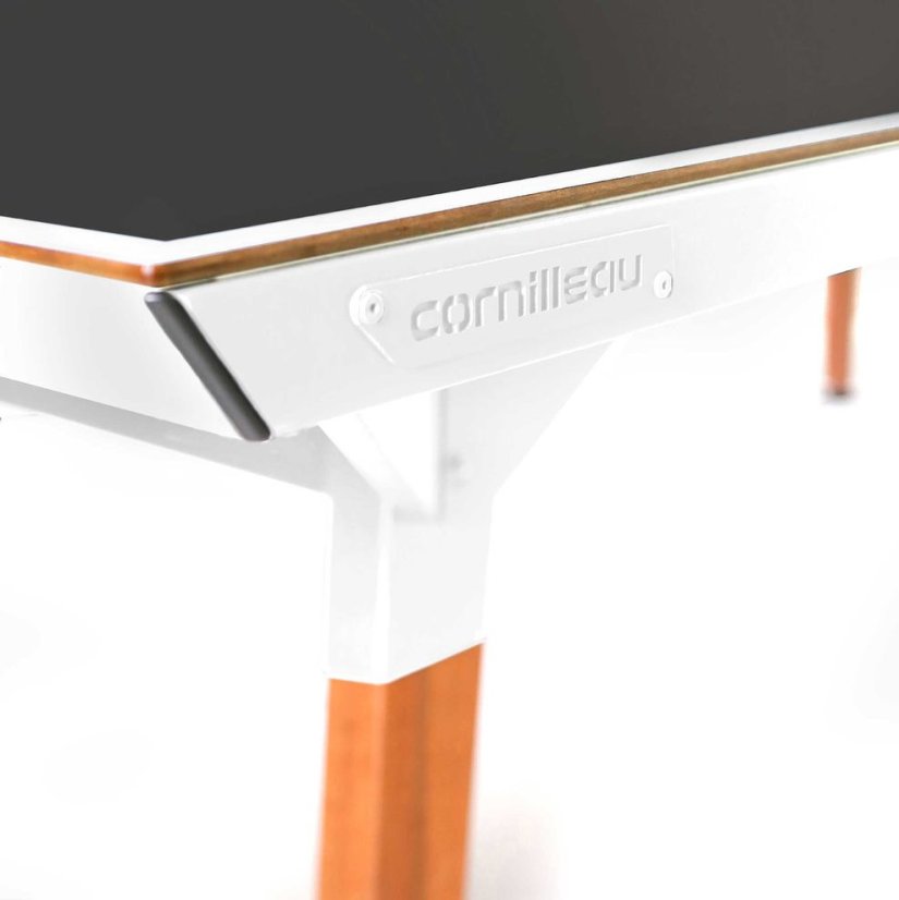 CORNILLEAU: Lifestyle Outdoor, bílý rám / černý povrch hladký